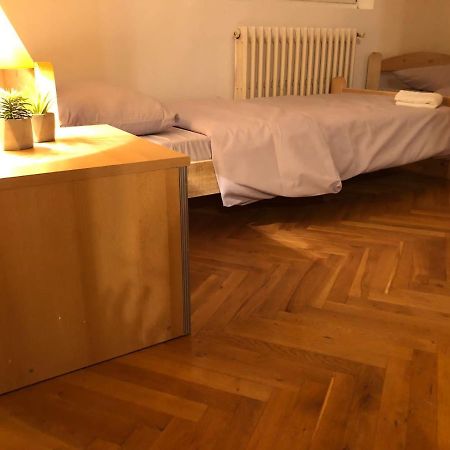 Old House Old Town Hostel Sarajevo Buitenkant foto